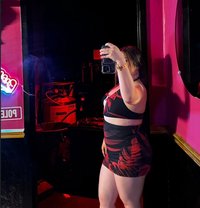 Mary - escort in Agra