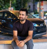 Itz Tushar - Male escort in New Delhi Photo 2 of 6