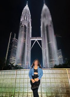 Nidhi - ఎస్కార్ట్ in Bangalore Photo 15 of 30