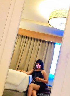 Nidhi - ఎస్కార్ట్ in Bangalore Photo 24 of 30