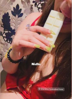 Nidhi - ఎస్కార్ట్ in Bangalore Photo 26 of 26