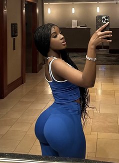 Martha - escort in Chandigarh Photo 1 of 5