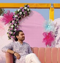 Disant - Male எஸ்கார்ட் in Surat