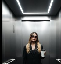 Reshmi kolkata & Outstation service - escort in Kolkata