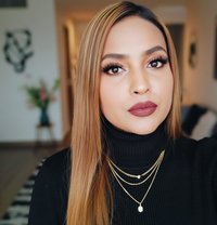 Reshmi kolkata & Outstation service - ఎస్కార్ట్ in Kolkata