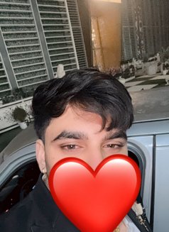 Abhi - Male एस्कॉर्ट in Ahmedabad Photo 3 of 4