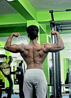 Mr. Fit - Male escort in Hyderabad Photo 4 of 6