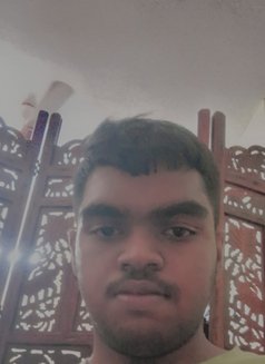 Abi - Male एस्कॉर्ट in Chennai Photo 2 of 2