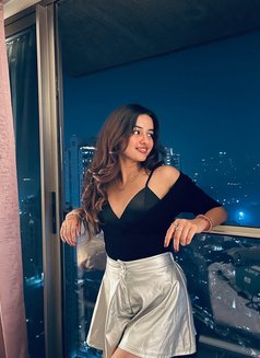 Nisha Me - எஸ்கார்ட் in New Delhi Photo 1 of 2