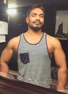 Pawan - Male எஸ்கார்ட் ஏஜென்சி in Pune Photo 1 of 8