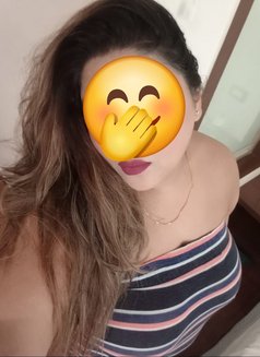 CREAMY SAPNA (ANAL 🥒QUEEN)TOPPER - এস্কর্ট in New Delhi Photo 6 of 8