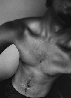 Kaif - Male escort in Kolkata Photo 1 of 2