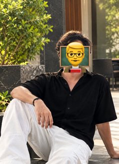 Rohit - Male escort in New Delhi Photo 7 of 7