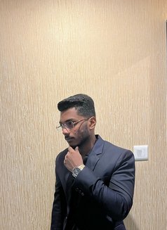 Peter Hunk - Male ఎస్కార్ట్ in New Delhi Photo 1 of 4