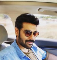 Tharun Kumar - Male এস্কর্ট in Chennai