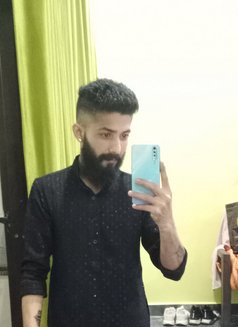 Rocky - Male एस्कॉर्ट in Gurgaon Photo 2 of 2