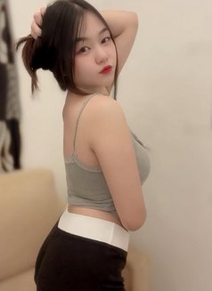 Rose - escort in Chennai Photo 4 of 5