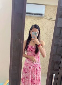 Prachi - ఎస్కార్ట్ in Noida Photo 1 of 1