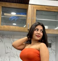 Rashmika - एस्कॉर्ट in Bangalore