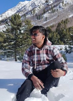 Hanu99 - Male escort in Gurgaon Photo 4 of 4