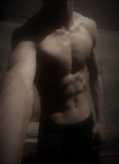 Young Hard Kolsam - Male एस्कॉर्ट in Kolkata Photo 1 of 3