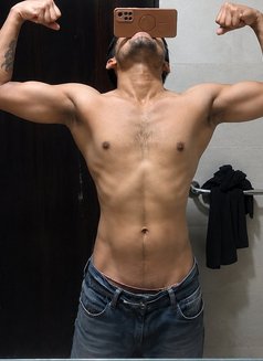 Kosik - Male adult performer in Navi Mumbai Photo 2 of 2