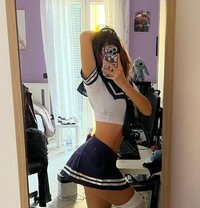 Olivi - escort in New Delhi