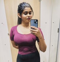 Escort- Russian- in-Delhi - Transsexual मसाज in New Delhi