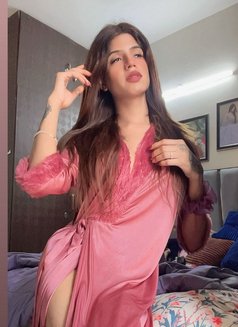 Alina - Transsexual एस्कॉर्ट in Noida Photo 2 of 5