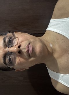 Sudheer - Male escort in Bangalore Photo 2 of 3