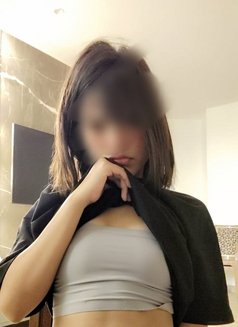 Lia 22 Year Manipuri Gf Experience - एस्कॉर्ट in Guwahati Photo 4 of 4