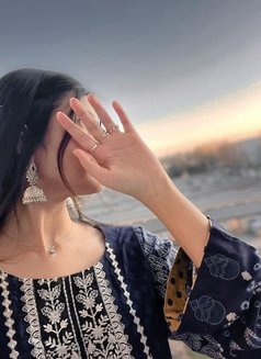 Delhi Call Girls Service 24x7 Available - এস্কর্ট in New Delhi Photo 1 of 1