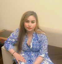 Noida Real Meet With Genuine Models E - escort in Noida