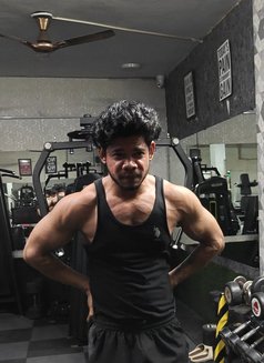 Aniket - Male escort in New Delhi Photo 2 of 4