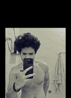 Aniket - Male escort in New Delhi Photo 4 of 4