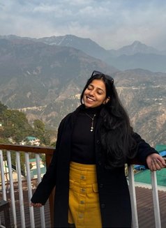 Arya - escort in New Delhi Photo 7 of 7