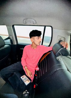 Raghav - Male escort in New Delhi Photo 1 of 5