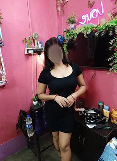 Jessica - escort in Kolkata Photo 2 of 7