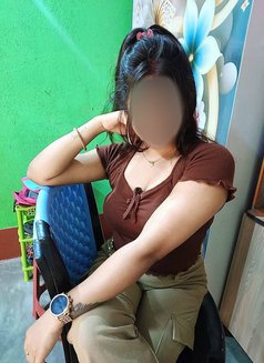 Jessica - escort in Kolkata Photo 4 of 7