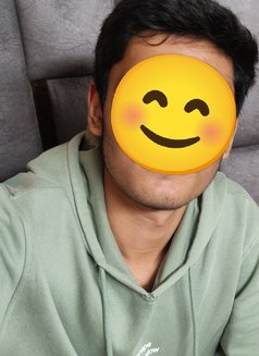 Shreyansh Gupta - Male adult performer in New Delhi Photo 3 of 5