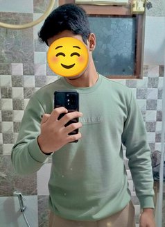 Shreyansh Gupta - Male adult performer in New Delhi Photo 4 of 5