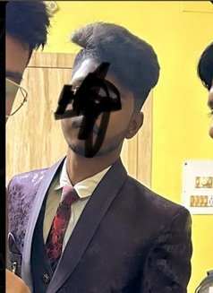 Kolkata to krishnanagar service availabl - Male এস্কর্ট in Kolkata Photo 3 of 3