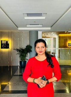 Chetna - எஸ்கார்ட் in Kochi Photo 2 of 2