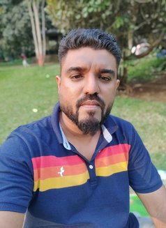 Vikram - Male எஸ்கார்ட் in Mumbai Photo 4 of 5