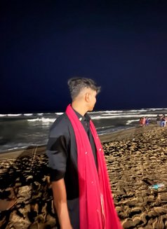 Ak - Male escort in New Delhi Photo 4 of 5