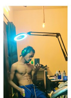 Francis Singh - Male escort in Bangalore Photo 3 of 4