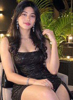 Shine transgirl Incall and Out Call - Transsexual escort in Gurgaon Photo 1 of 4