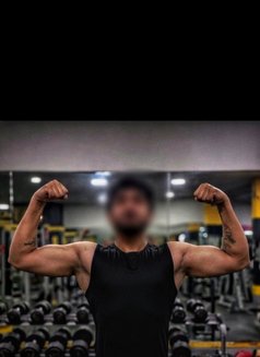 Rohan Esc - Male ఎస్కార్ట్ in New Delhi Photo 1 of 1