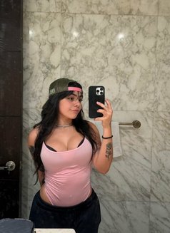 Elena - एस्कॉर्ट in New Delhi Photo 3 of 4