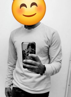 ANS - Male escort in Kolkata Photo 1 of 3